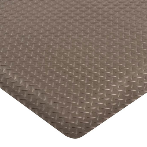 Cushion Trax Anti-Fatigue Mat 2x75 ft black close corner.