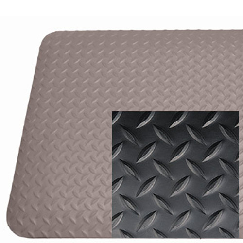 Diamond Dekplate features a cushioned surface with safety yellow border.