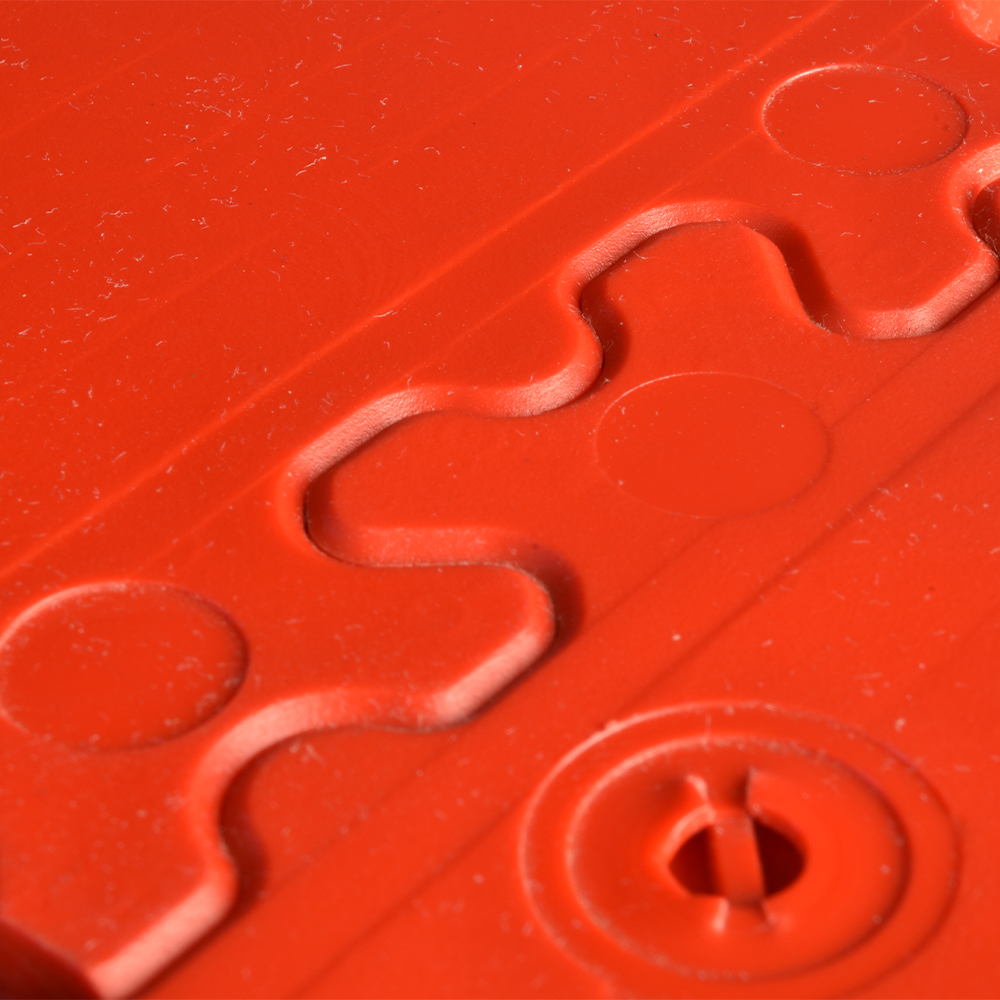 SupraTile 4.5MM T-JOINT 20.5x20.5 in Textured Red interlock