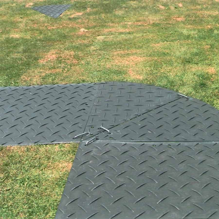 Wedge piece 3x8 white Ground Protection Mats 2 Wedges