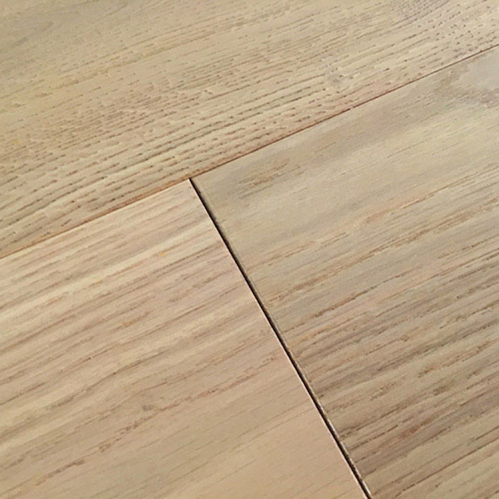 Castle Oak Engineered Hardwood Planks 31.3 Sq Ft per Carton Cream Oak Close up