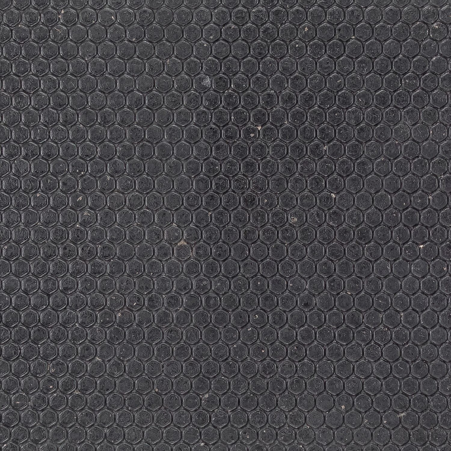 Sundance Horse Stall Mat Kit 10x10 Ft Black full mat hexagon top close up