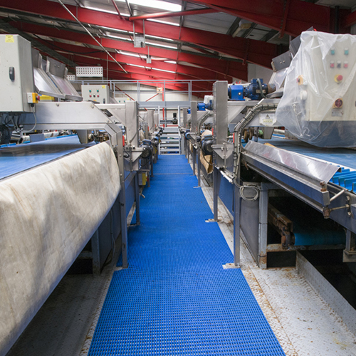 Vynagrip Heavy Duty Industrial Matting Colors 4 x 33 ft Roll Industrial Walkway