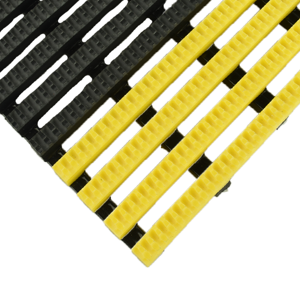 Vynagrip Plus Heavy Duty Industrial Matting Colors 4 x 33 ft Roll Tread Close Up 