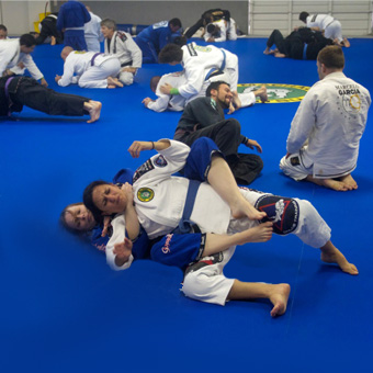 Flexible Roll Up Mats women wrestling