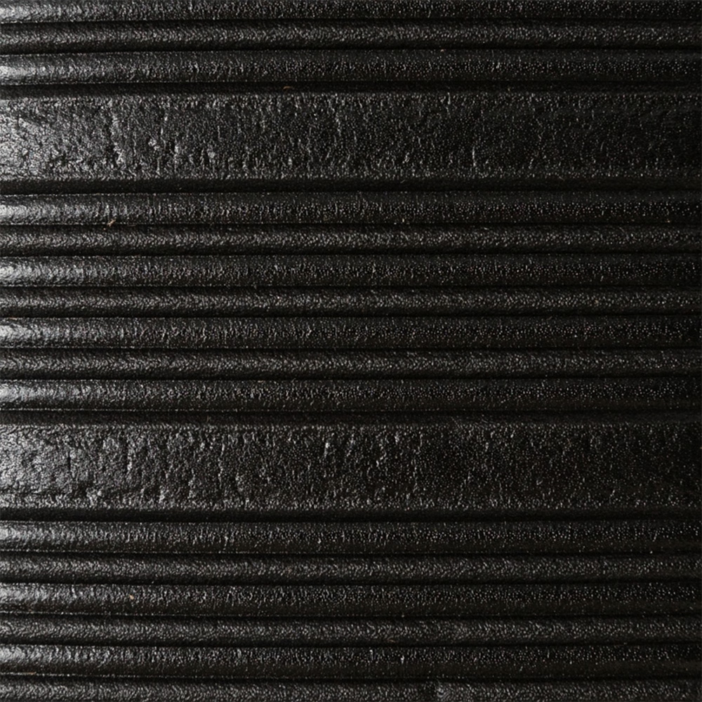 Airug Mat Anti-Fatigue 3x60 ft x 3/8 inch black texture closeup