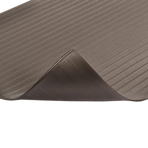 Airug Mat Anti-Fatigue 2x3 ft x 3/8 inchclose curl.