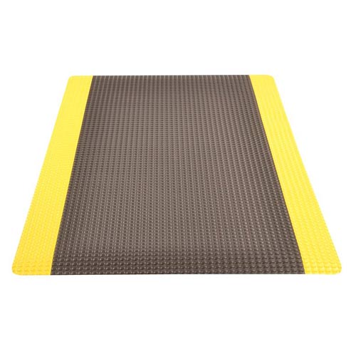 Bubble Trax Ultra Anti-Fatigue Mat 3x75 ft full tile black yellow.