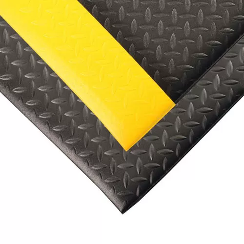 for Dry Areas 2 Width x 6 Length x 1/2 Thickness Black 2' Width x 6' Length x 1/2 Thickness Superior Manufacturing 419S0026BL NoTrax 419 Diamond Sof-Tred Safety/Anti-Fatigue Mat with Dyna-Shield PVC Sponge
