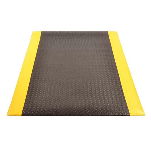 Diamond Sof-Tred With Dyna Shield Anti-Fatigue Mat 4x60 ft black yellow full tile.