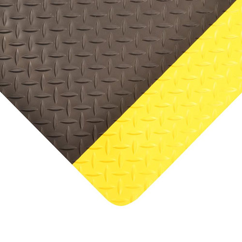 Ergo Trax Anti-Fatigue Mat 2x75 ft black yellow corner.