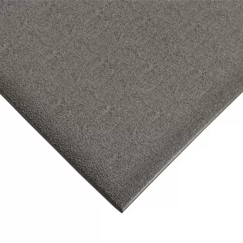 Pebble Step SOF TRED with Dyna Shield Anti-Fatigue 5/8 inch 3x6 ft black corner.