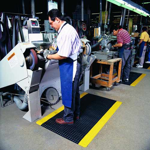 Saddle Trax Anti-Fatigue Mat 4x75 ft install