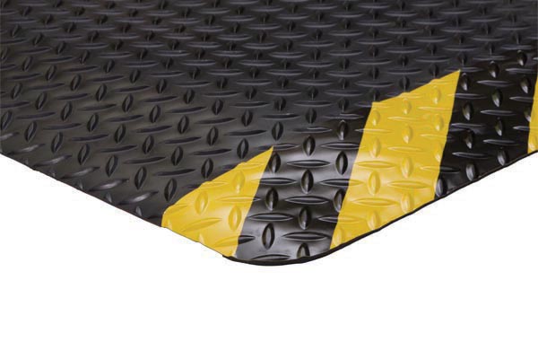 Diamond Foot Colored Borders 2x75 feet Chevron Black/Yellow