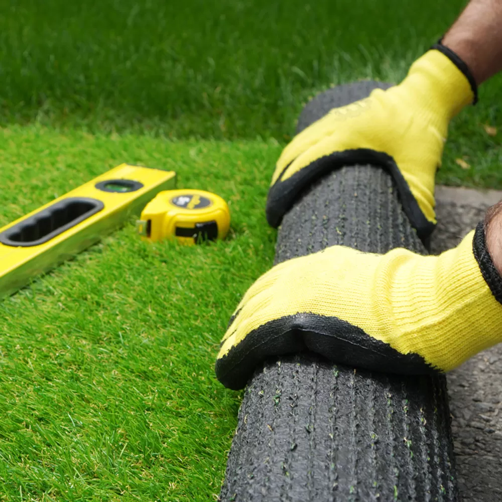 measuring and installing artificial grass turf rolls
