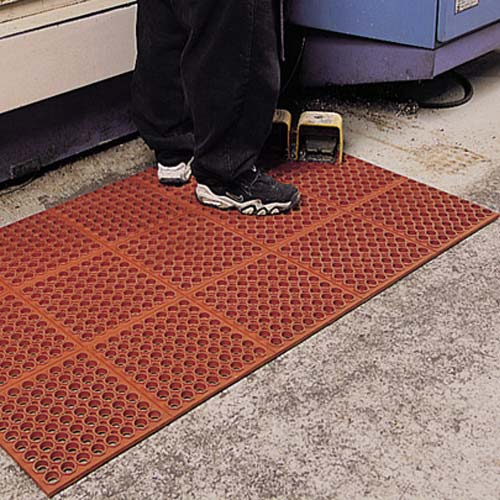 VIP-Tuffdek Rubber Red Mat 3 x 5 feet