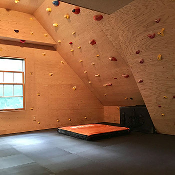 home climbing wall crash pad