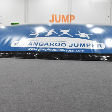 Kangaroo Jumper Floor