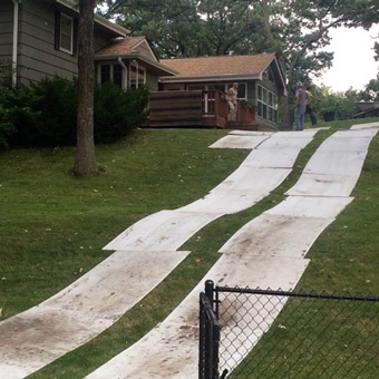Ground Protection Matting Protect Grass from Ruts in Cemeteries