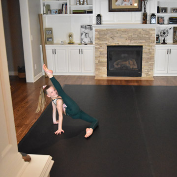 Marley dance floor in house Savannah Manzel