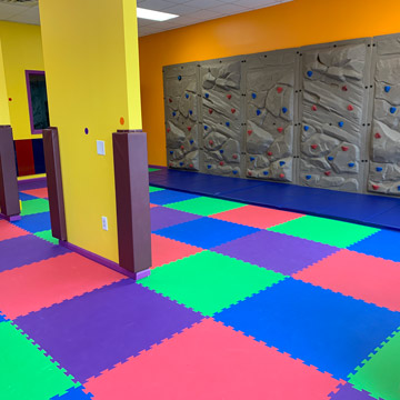 Colorful puzzle mats flooring for kids play area