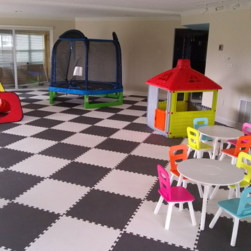 Playroom foam mat floors