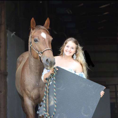 Barrel Racer Gracie Shepherd