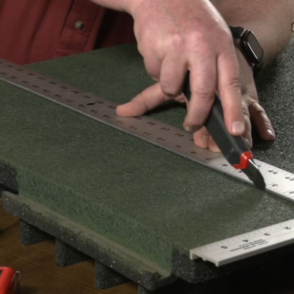 How to cut rubber pavers