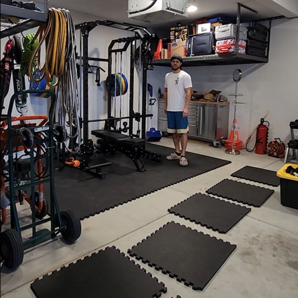 garage gym testimonial with foam mats