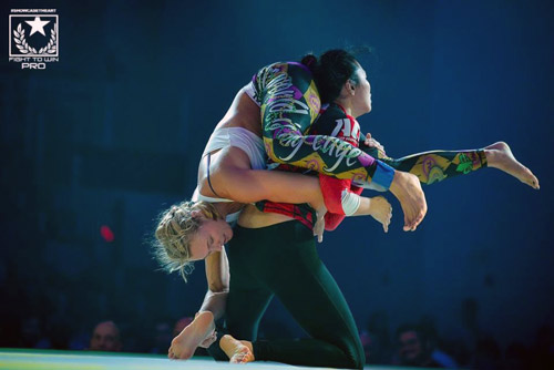 Jessica Dobbs in Fight to Win Pro Event