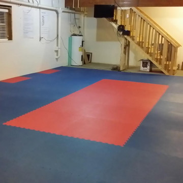Foam Mats on concrete Floor