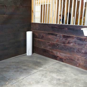 Locking Horse Stall Stable Mats