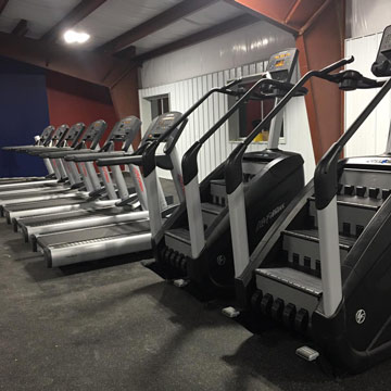confetti rubber mat under treadmills