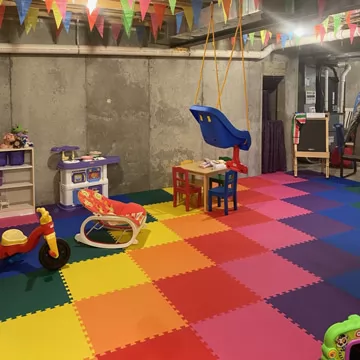 Basement Playroom Flooring Features, Best Flooring For Kids Playroom