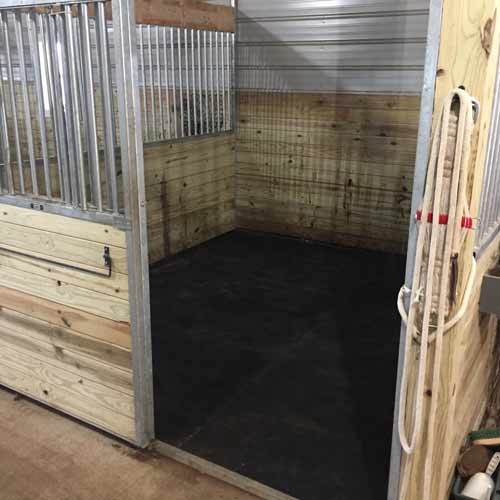 Horse Stall Mats 12x14 Ft QMA