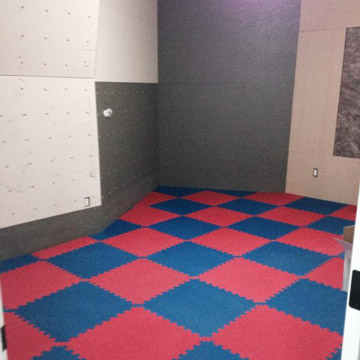 Foam Floor in Climbing Wall Area