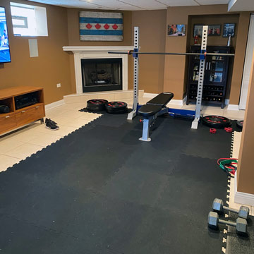 weight bench and mat