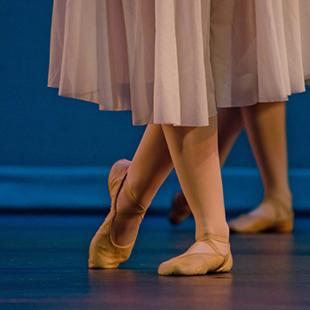 what to look for in lyrical dance flooring