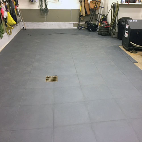 robust interlocking garage floor tiles that can be used with jacks