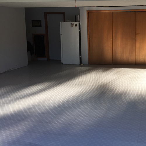 snap together gray garage floor tiles