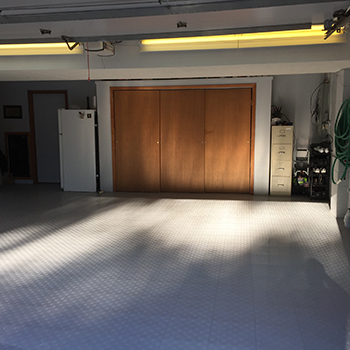 Gray Polypropylene Garage Flooring
