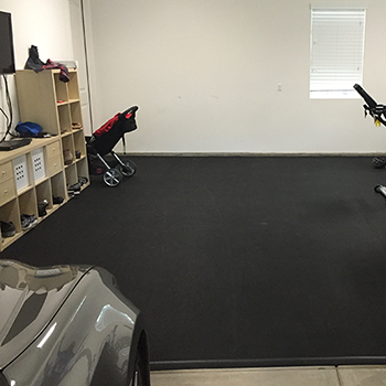 https://www.greatmats.com/images/garage-mats/plyometric-rubber-mat-for-garage-shelves-350.jpg