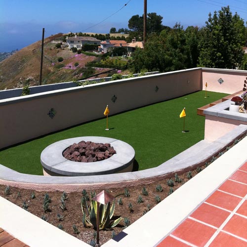 artificial turf over dirt rooftop golf course