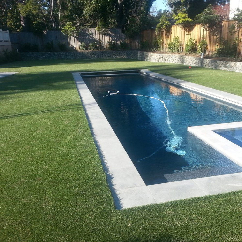 Countryside Deluxe Artificial Turf poolside