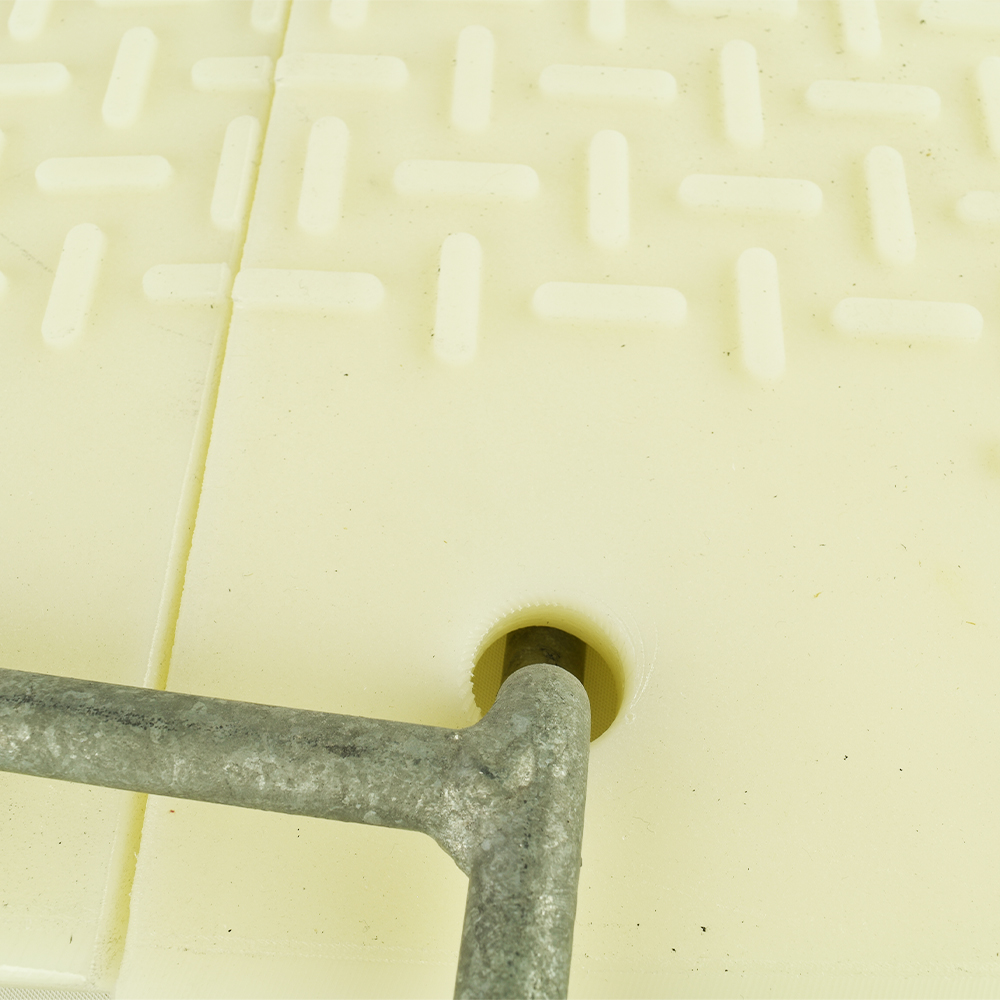 connector connecting clear ground protection mats