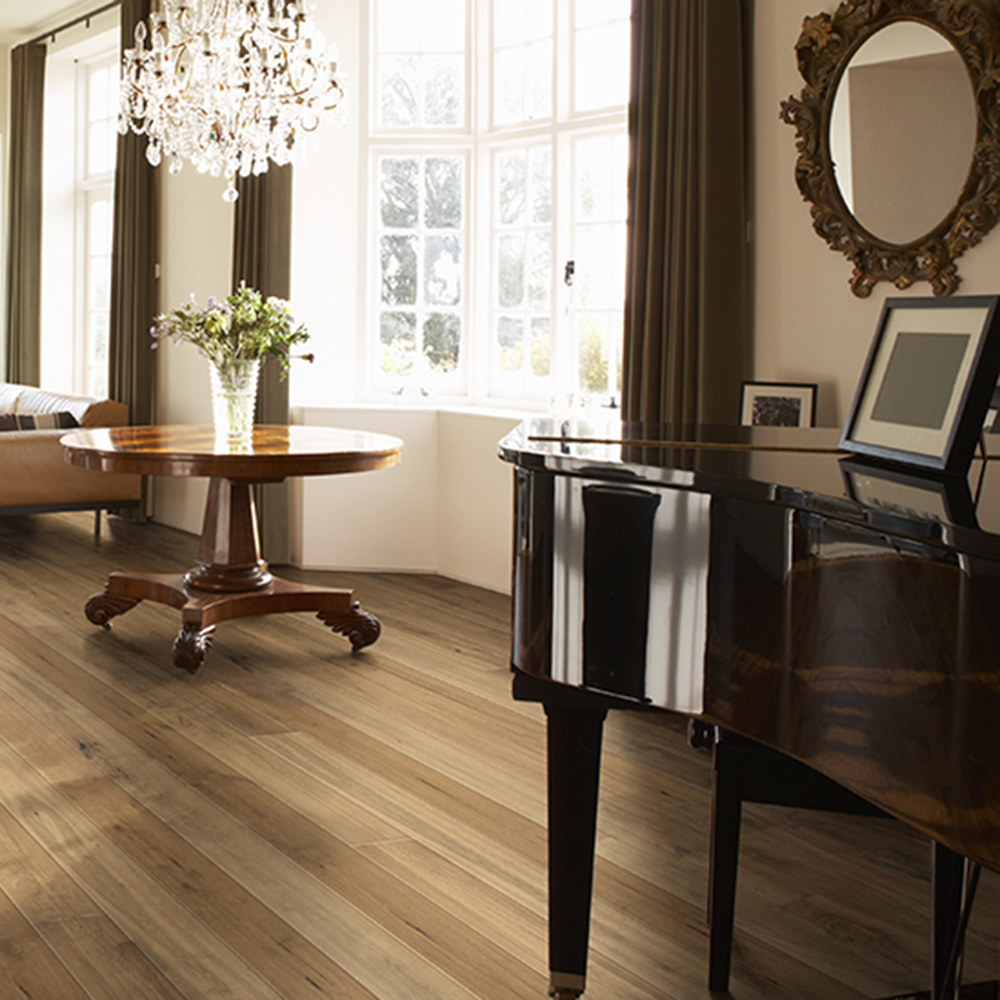 Castle Oak Engineered Hardwood Planks 31.3 Sq Ft per Carton Tesdal Oak Piano