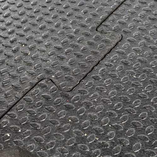 rubber footing for horse walkways