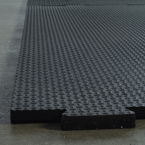 Horse Stall Mat Kit 12x12 Ft Pebble Top Mats