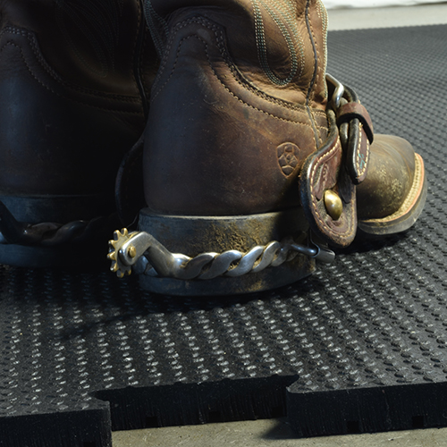 Horse Stall Mat Kit 12x12 Ft Pebble Top Mats