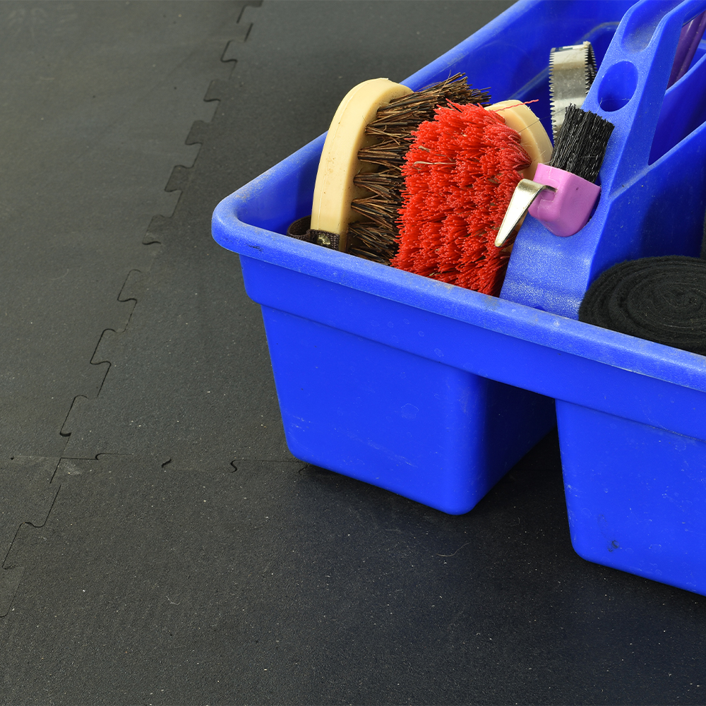 interlocking horse stall mats in grooming stall